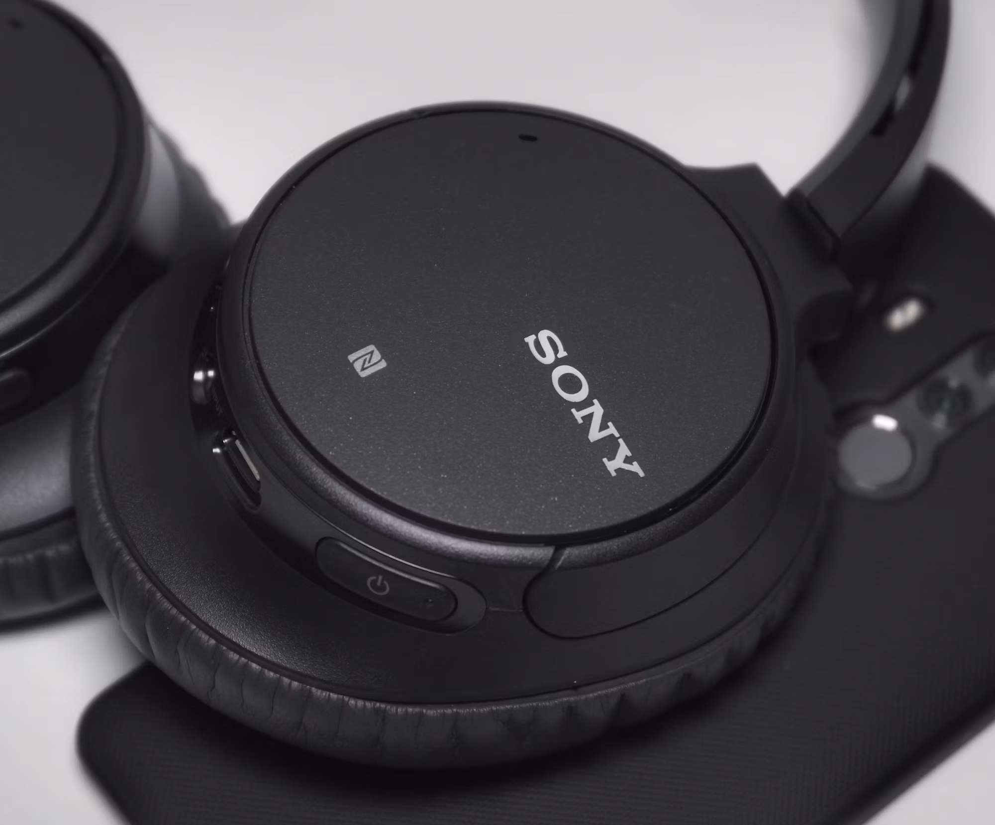 Soundscapes: The Journey of Headphones Through Music and Technology